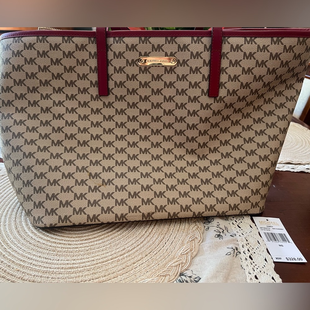 Michael Kors tote